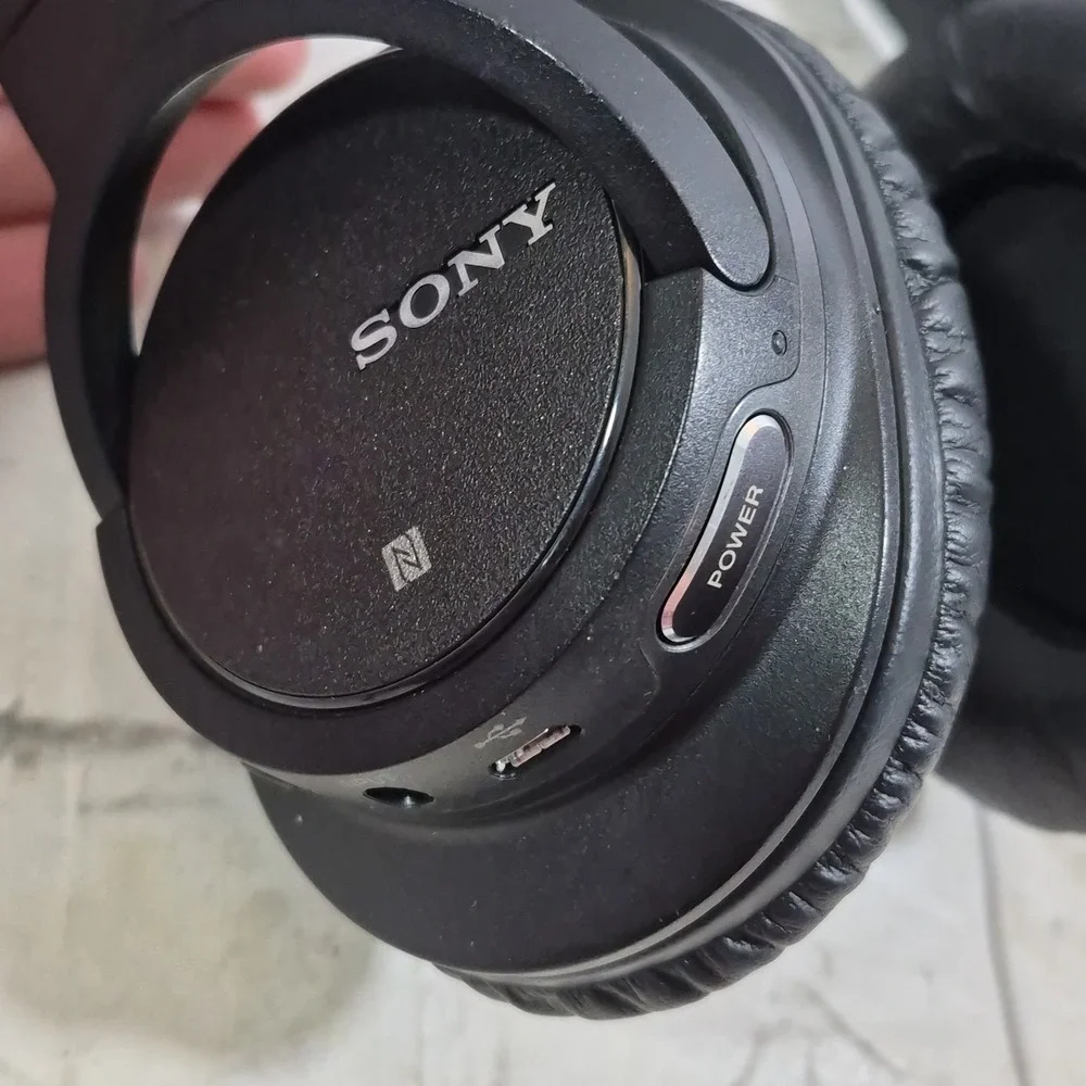 Sony‎ MDR-ZX780DC Bluetooth & Noise Canceling Headphones Headset With Case